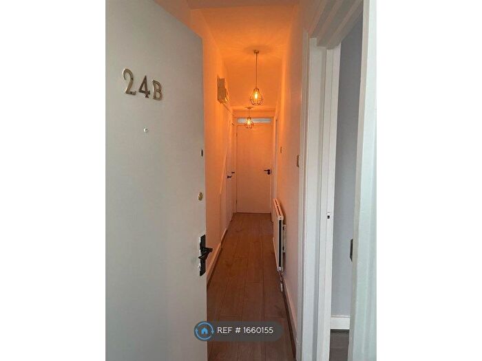 1 Bedroom Flat To Rent In Beulah Crescent, Thornton Heath, CR7