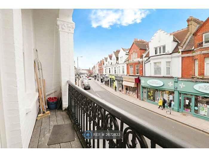 2 Bedroom Flat To Rent In Fulham Road, London, SW6