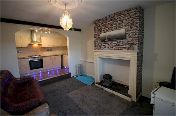 1 Bedroom Flat To Rent In Manchester Road, Slaithwaite, Huddersfield, HD7