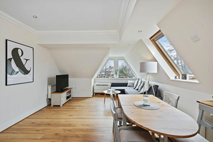 2 Bedroom Apartment To Rent In Portmore Park Road, Weybridge, KT13