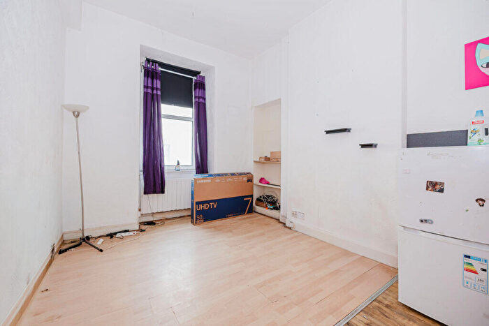 1 Bedroom Flat To Rent In L – Wardlaw Street, Edinburgh, EH11