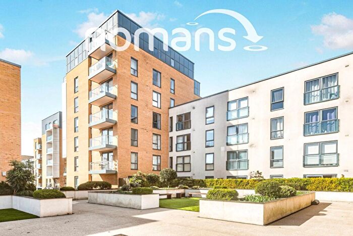 1 Bedroom Apartment For Sale In Drake Way, Reading, Berkshire, RG2