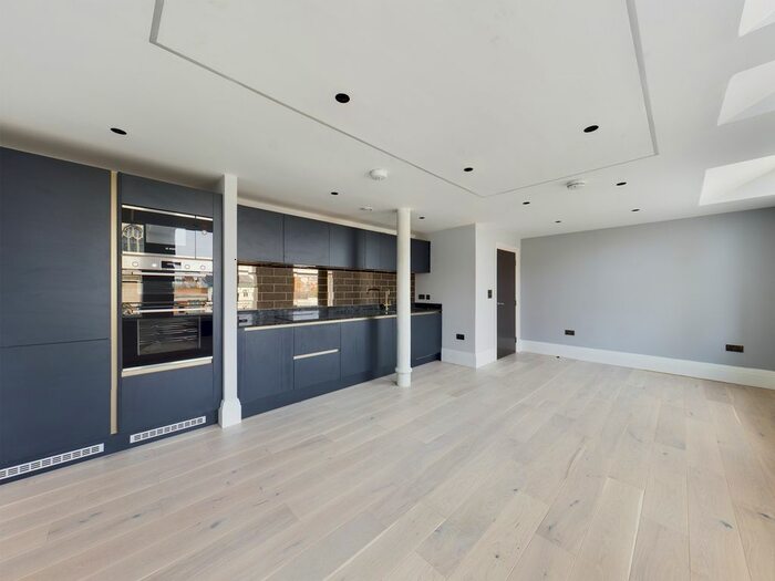 1 Bedroom Flat To Rent In Jubilee, Kings Buildings, South Church Side, HU1