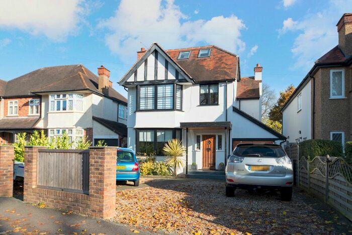 5 Bedroom Detached House To Rent In Manor Drive, Surbiton, KT5