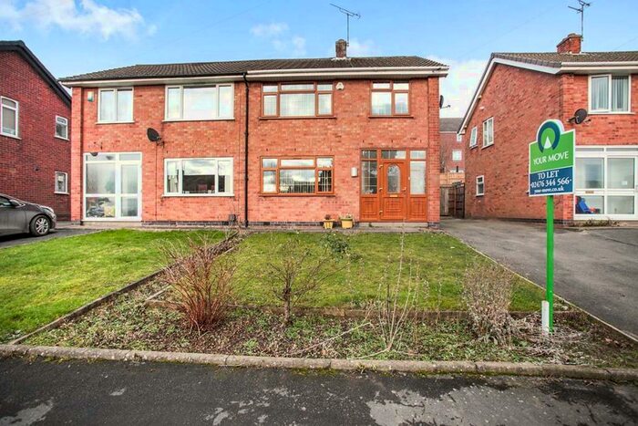 3 Bedroom Semi-Detached House To Rent In Meadow Road, Nuneaton, Warwickshire, CV10