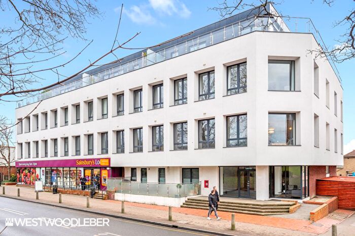 1 Bedroom Flat To Rent In High Road, Broxbourne, EN10