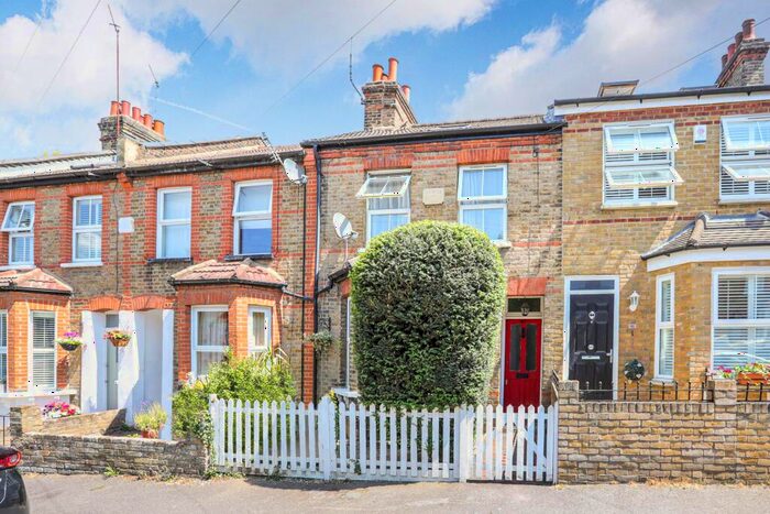 3 Bedroom Terraced House To Rent In Brunel Road, Woodford Green, IG8