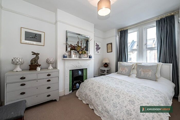 3 Bedroom Terraced House For Sale In Galloway Road, Shepherds Bush, W12