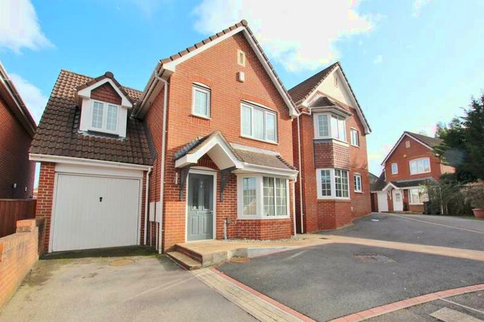 3 Bedroom Property To Rent In Forton Close Bournemouth, BH10