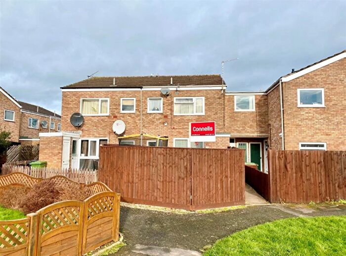 2 Bedroom Apartment To Rent In Blakemore Close, Hereford, HR2