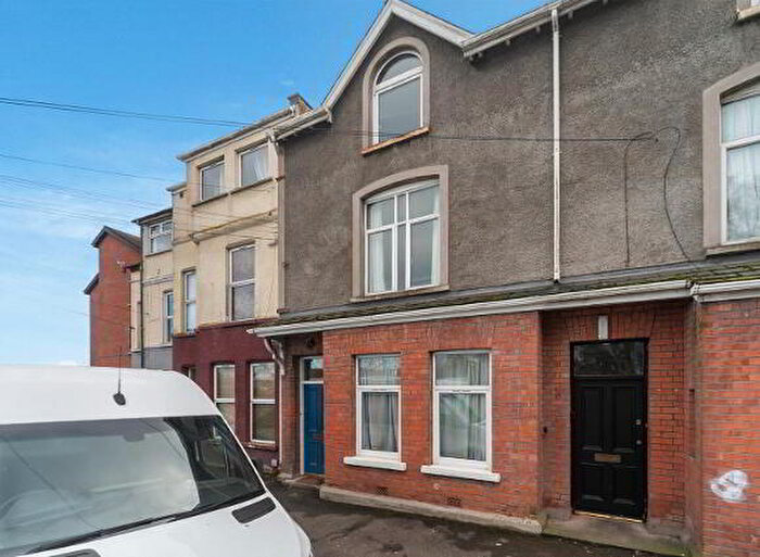 6 Bedroom Terrace House For Sale In Cameron Street, Belfast, BT7