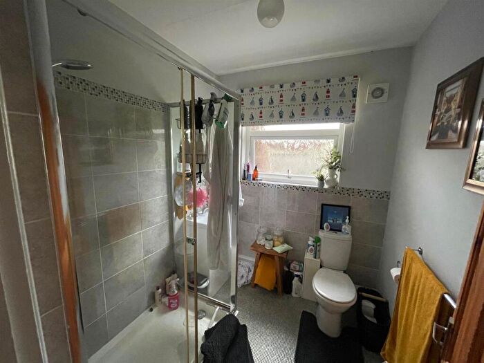 2 Bedroom Bungalow To Rent In Radnor Drive, Loughborough, LE12