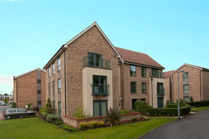 2 Bedroom Flat To Rent In Burlton Road, Cambridge, CB3