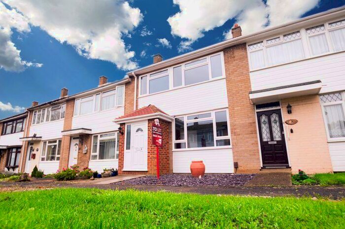 3 Bedroom Terraced House To Rent In Chatham Grove, Chatham, ME4