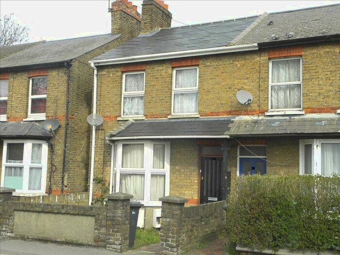 1 Bedroom Flat To Rent In Chalvey Road East, Slough, SL1