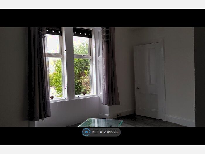 1 Bedroom Flat To Rent In Smithfield Loan, Alloa, FK10