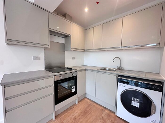 2 Bedroom Flat To Rent In Church Path, CR0