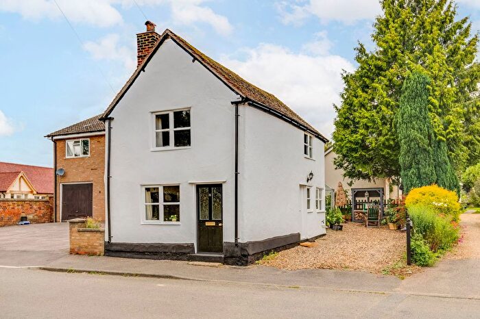 2 Bedroom Detached House For Sale In Church End, Gamlingay, SG19