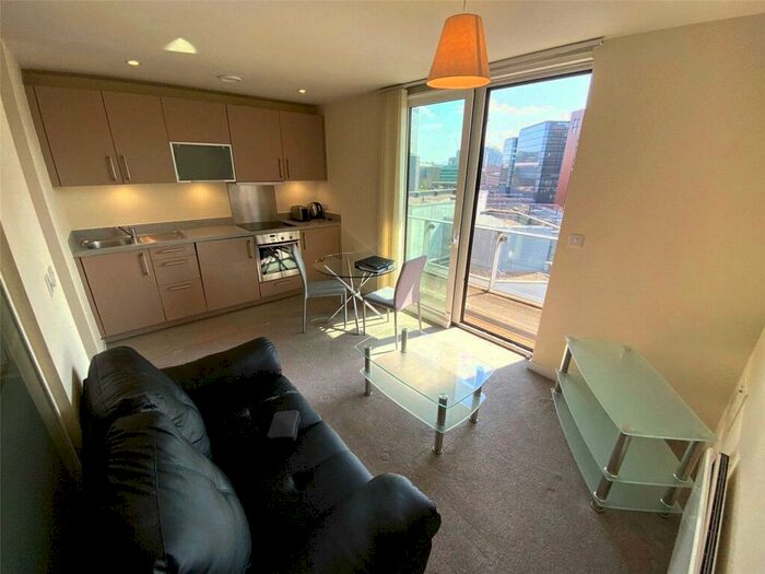 Apartment To Rent In Spectrum Block, Manchester City Centre, Blackfriars Road, Salford, M3