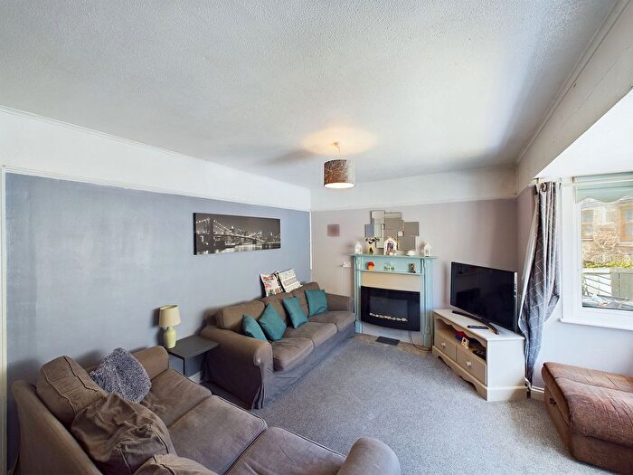 3 Bedroom End Of Terrace House For Sale In Florence Place, Newlyn, TR18