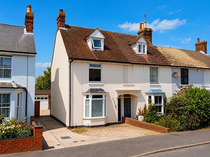 4 Bedroom End Of Terrace House For Sale In Hunter Road, Willesborough, Ashford Kent, TN24