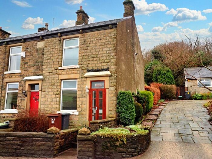 2 Bedroom End Of Terrace House To Rent In New Mills Road, Hayfield, SK22