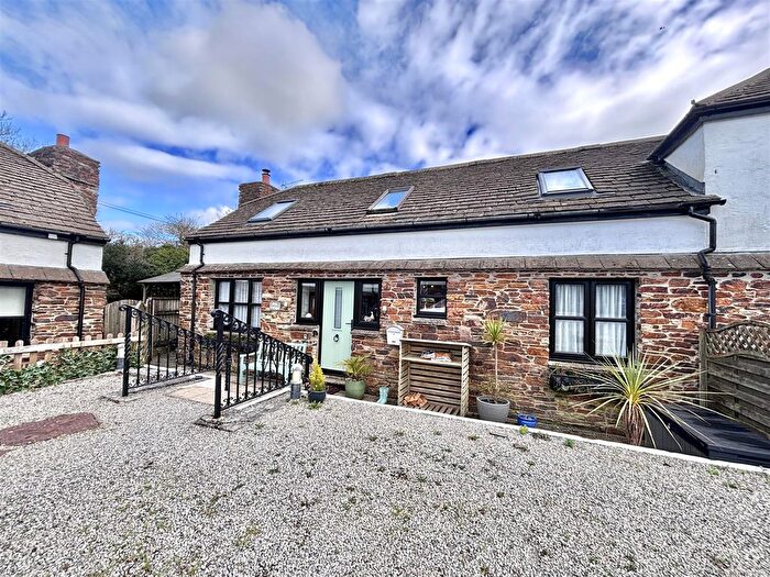 3 Bedroom Terraced House For Sale In Goonhavern, Truro, TR4