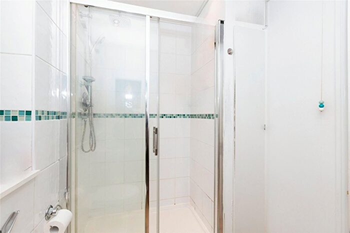 1 Bedroom Flat For Sale In Longbridge Road, Barking, IG11