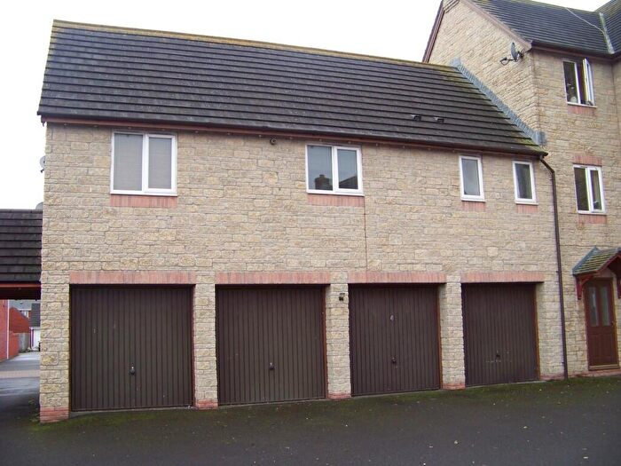 2 Bedroom Apartment To Rent In The Avenue, St Georges, BS22