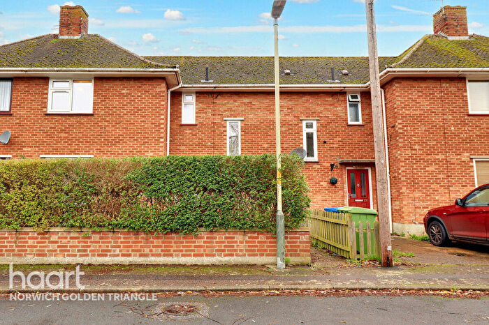 3 Bedroom Terraced House For Sale In Robin Hood Road, Norwich, NR4