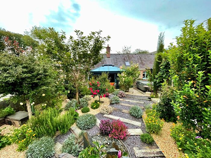 2 Bedroom Barn Conversion For Sale In Login, Whitland, SA34