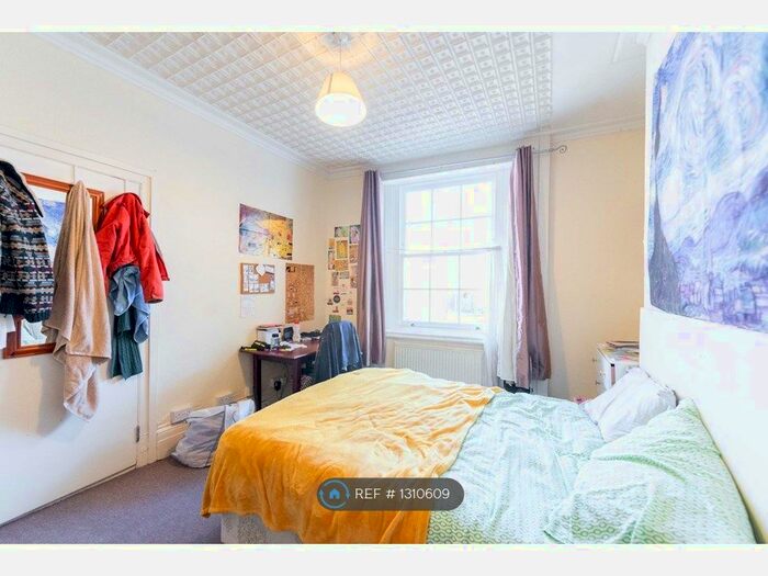 5 Bedroom Flat To Rent In Grange Road, Bermondsey, SE1