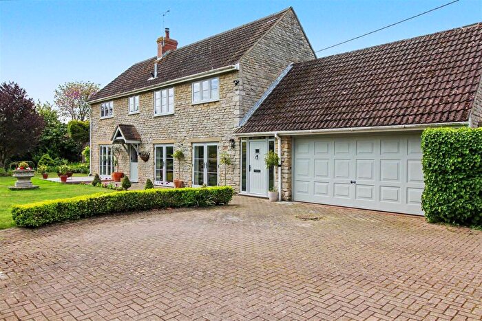 3 Bedroom Detached House For Sale In Sudborough Road, Slipton, NN14
