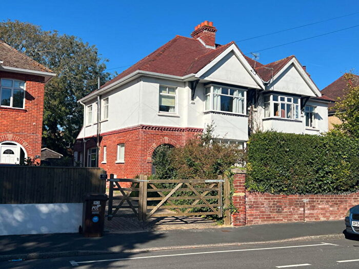 3 Bedroom Semi-Detached House For Sale In Foster Road, Gosport, PO12