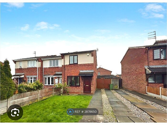2 Bedroom End Of Terrace House To Rent In Solent Close, Wolverhampton, WV9