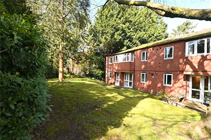 1 Bedroom Apartment For Sale In Wake Green Park, Moseley, Birmingham, B13