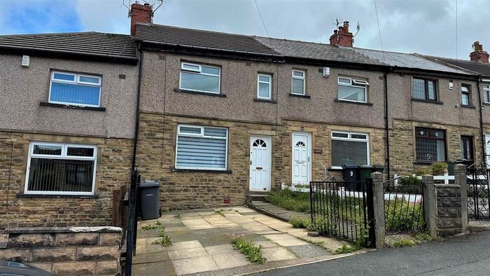 3 Bedroom Town House To Rent In Southmere Grove, Great Horton, Bradford, BD7