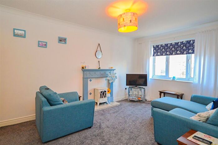1 Bedroom Flat To Rent In Amber Street, Saltburn-By-The-Sea, TS12