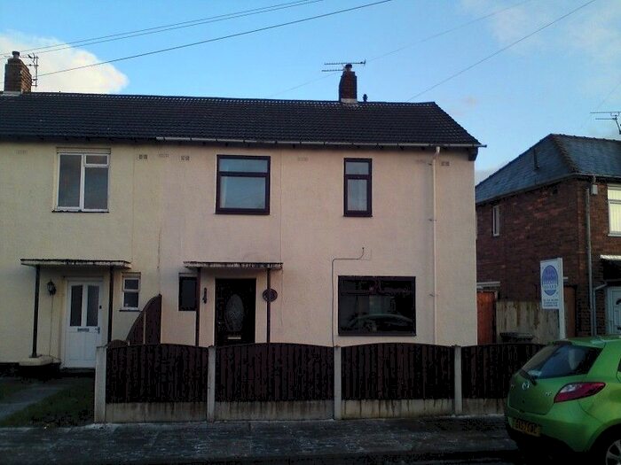 3 Bedroom Semi-Detached House To Rent In Newnham Drive, Ellesmere Port, Cheshire., CH65