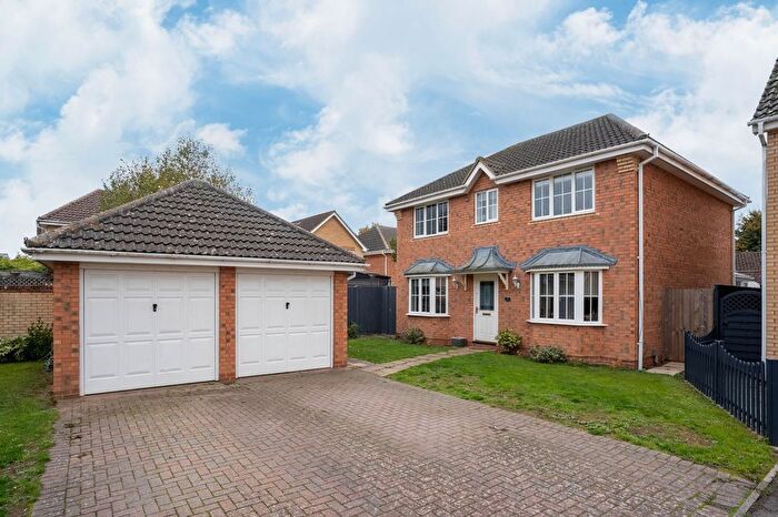 4 Bedroom Detached House For Sale In Chantry Close, Swavesey, CB24