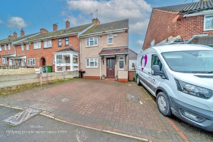 2 Bedroom End Terrace House For Sale In Fountains Road, Walsall, WS3