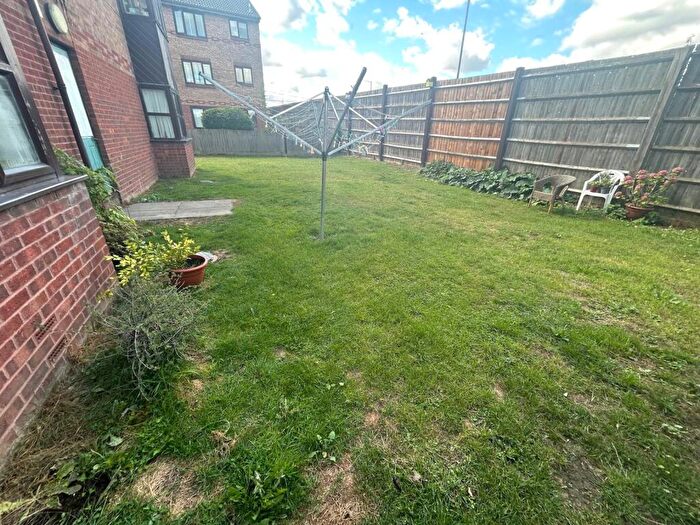Flat For Sale In Farley Road, Gravesend, Kent, DA12
