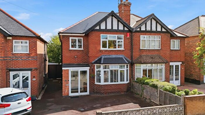 3 Bedroom Semi-Detached House For Sale In Gordon Road, West Bridgford, Nottingham, Nottinghamshire, NG2