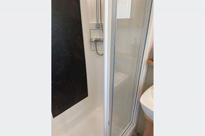 2 Bedroom Caravan For Sale In , Solent Breezes Holiday Park, Warsash, Nr Fareham, Hampshire, SO31