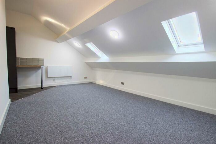 1 Bedroom Apartment To Rent In Rakes Bridge, Lower Darwen, Darwen, BB3