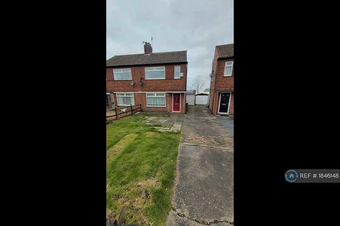 2 Bedroom Semi-Detached House To Rent In Stancliffe Avenue, Nottingham, NG6