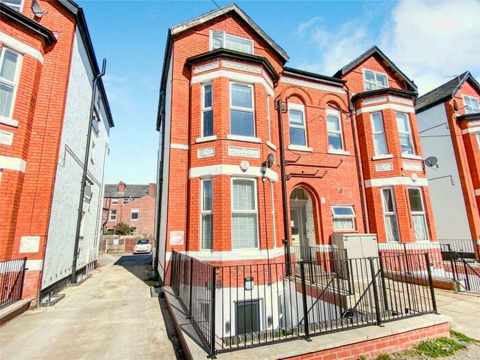 1 Bedroom Flat To Rent In Central Road, West Didsbury, Manchester, M20