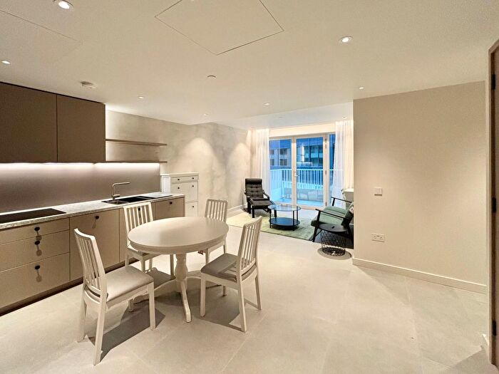 2 Bedroom Flat To Rent In Lewis Cubitt Park, London, N1C
