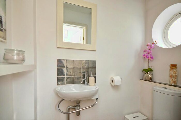 4 Bedroom Detached House For Sale In Bridge Close, Whitchurch Village, Bristol, BS14