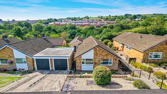 3 Bedroom Detached House For Sale In Heol Clyd, Caerphilly, CF83